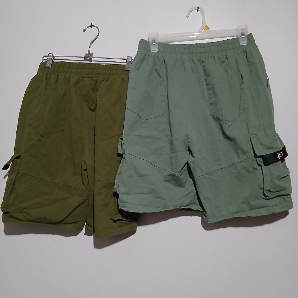 Men's Green Cargo Shorts. Buying 2 Pair NWOT. Size 30X8 - Picture 7 of 16